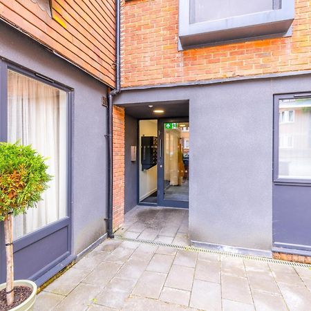 Contemporary Abbey Yard By Prescott Apartments Abingdon-on-Thames Exterior foto