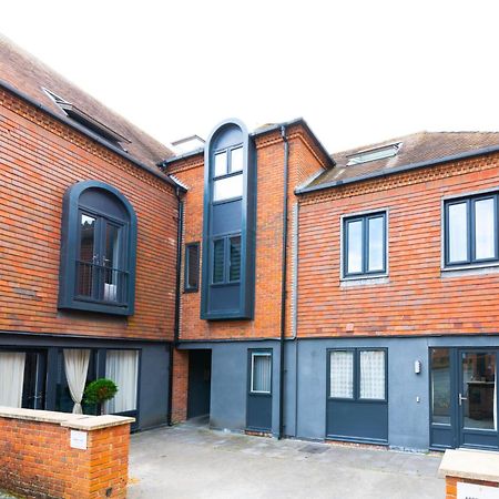 Contemporary Abbey Yard By Prescott Apartments Abingdon-on-Thames Exterior foto